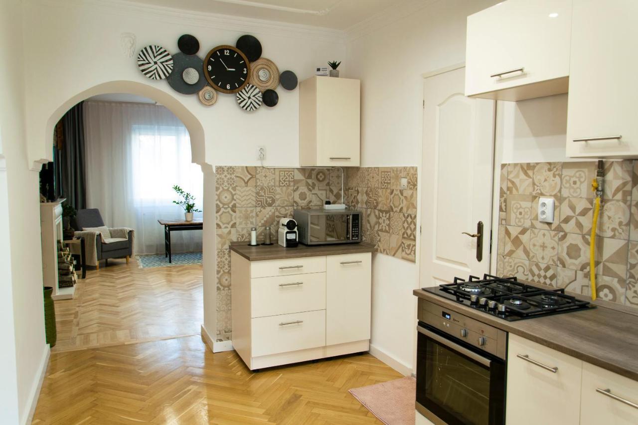 Season One Apartman Szeged Exterior photo